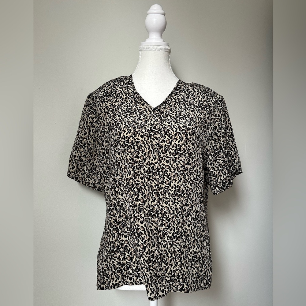 ANNA AND FRANK Vintage 100% Silk Animal Print Shoulder Pad Short Sleeve Size M